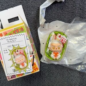 The Monster ( LABUBU ) Wacky Mart ( Salad )